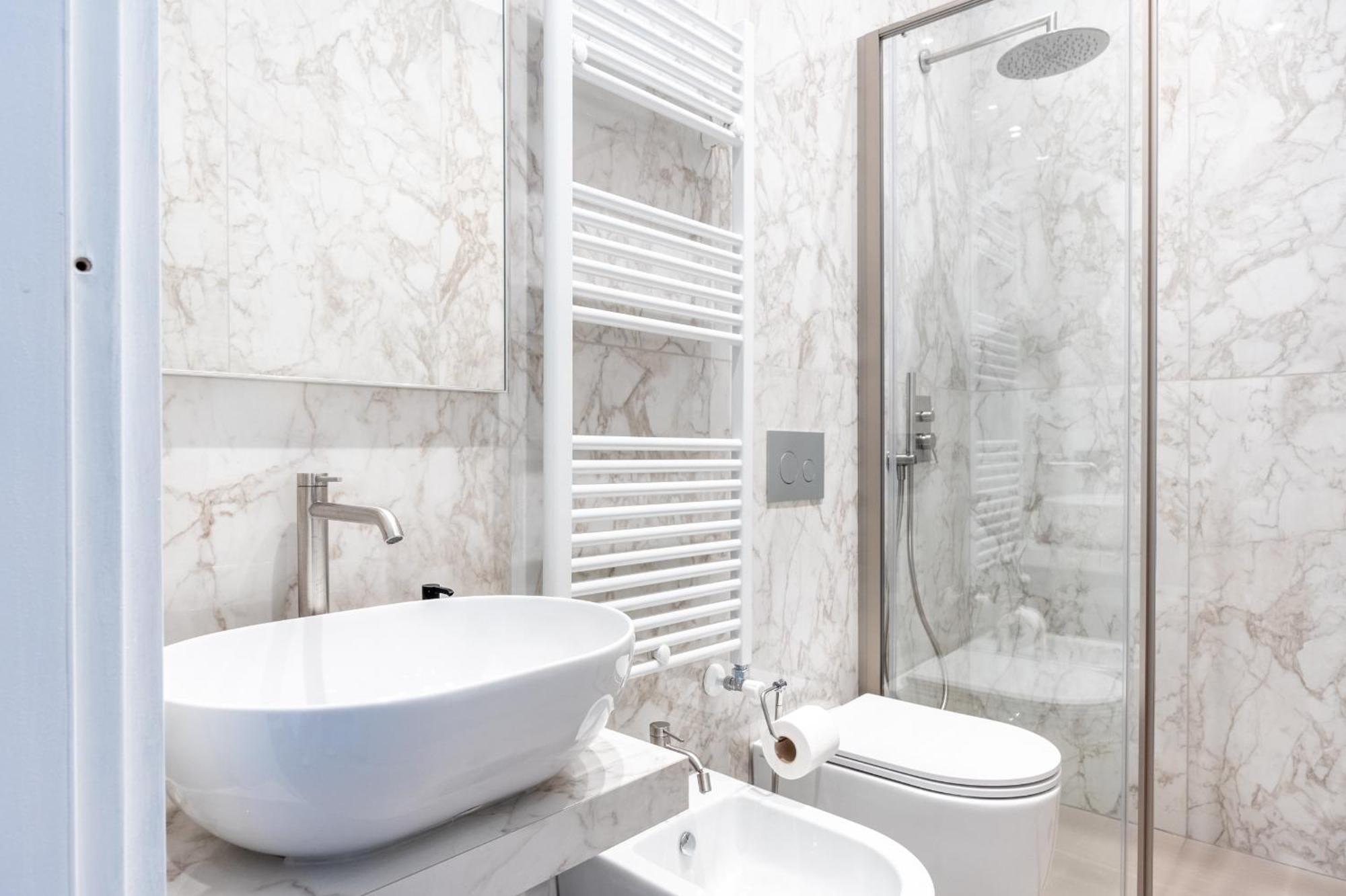 Appartamento 5 Stars Flat, Next To Subway, 3 Stops To Duomo, Ac & Wi-fi