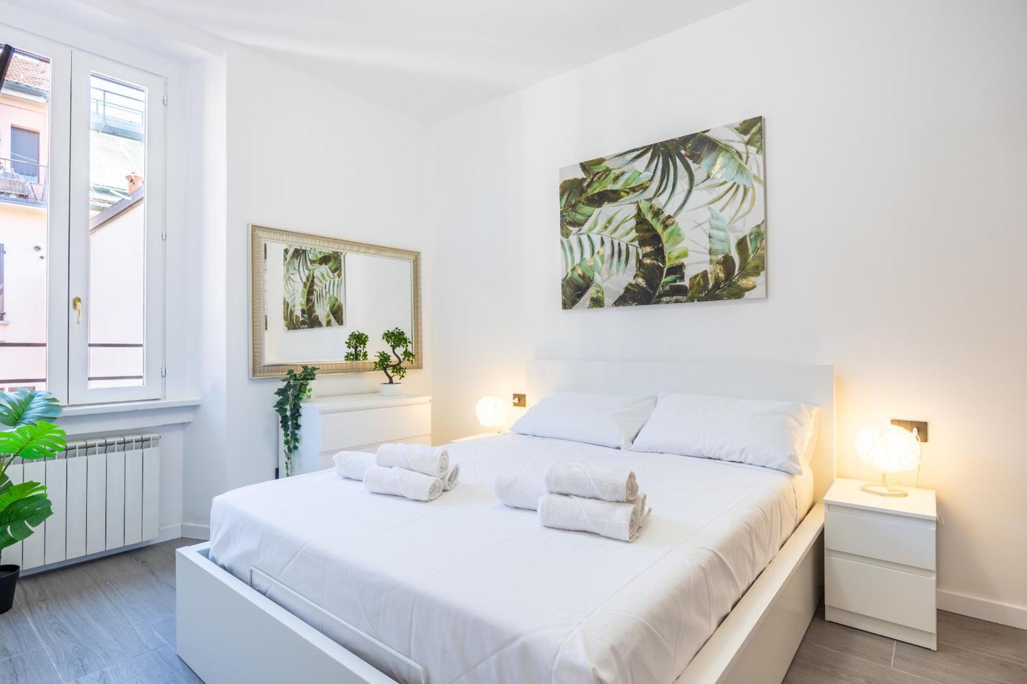 5 Stars Flat, Next To Subway, 3 Stops To Duomo, Ac & Wi-fi Appartamento *