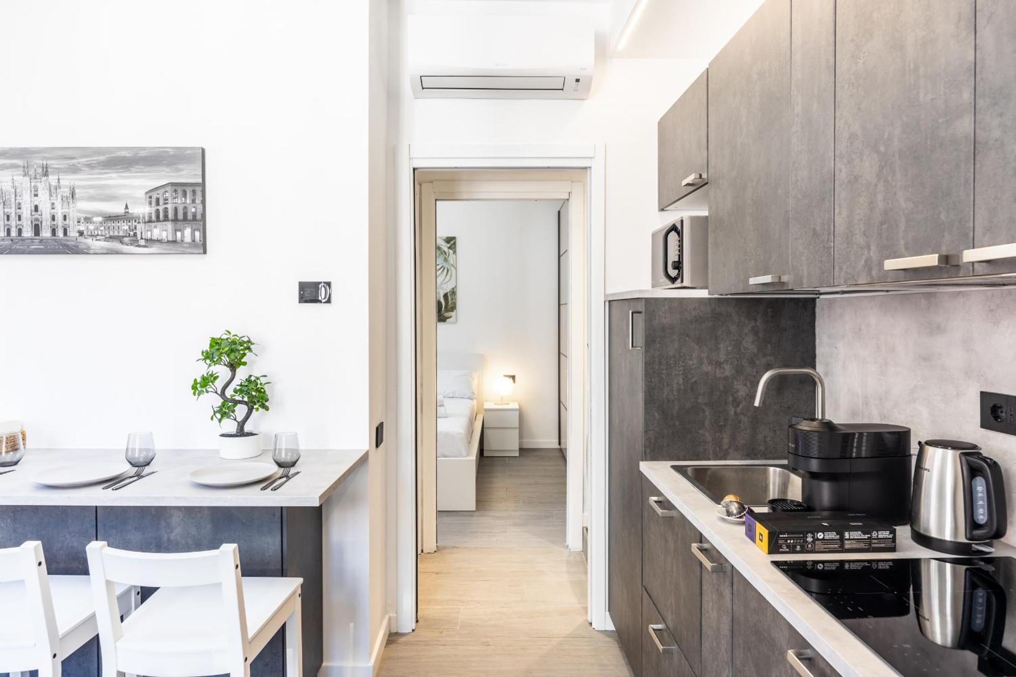 5 Stars Flat, Next To Subway, 3 Stops To Duomo, Ac & Wi-fi Appartamento Milano